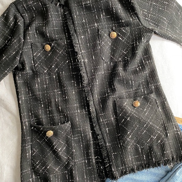 NWOT Button detail Plaid Fringe Edge Tweet Jacket - Picture 10 of 11